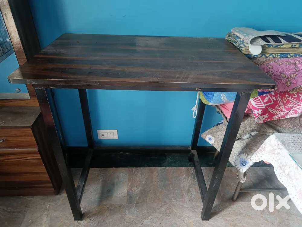 table steel strong keep upto 500kg items