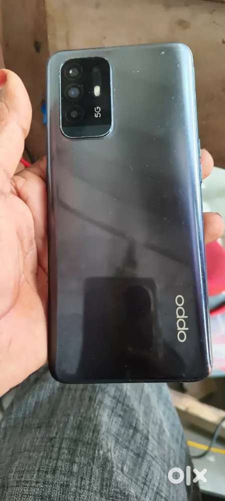 Oppo f19 pro+5g 8/128 original display & original charger available