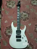 Ibanez gio 710