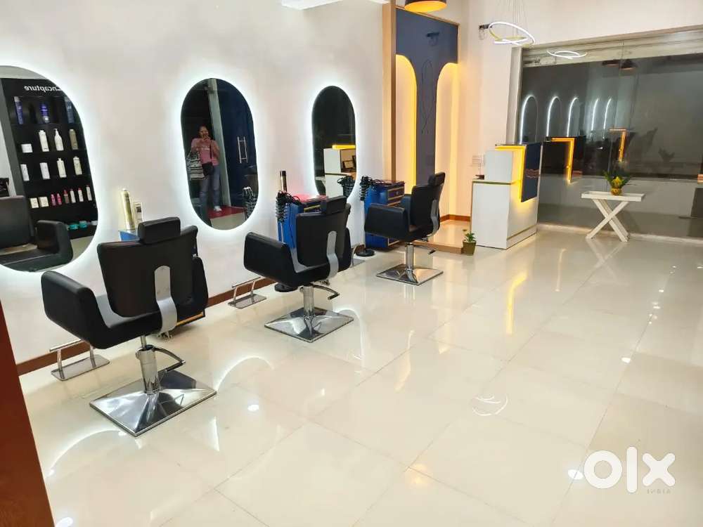 Newly opened salon for sale