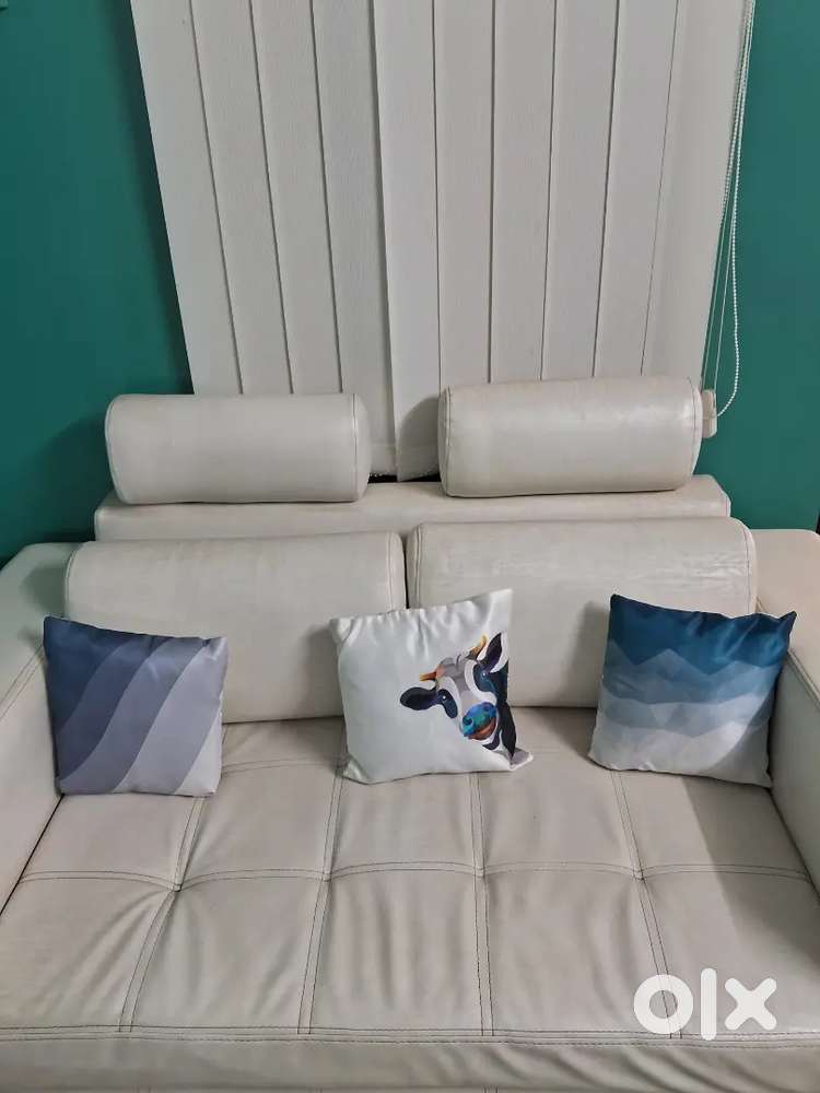 styles sofa set for quick sale