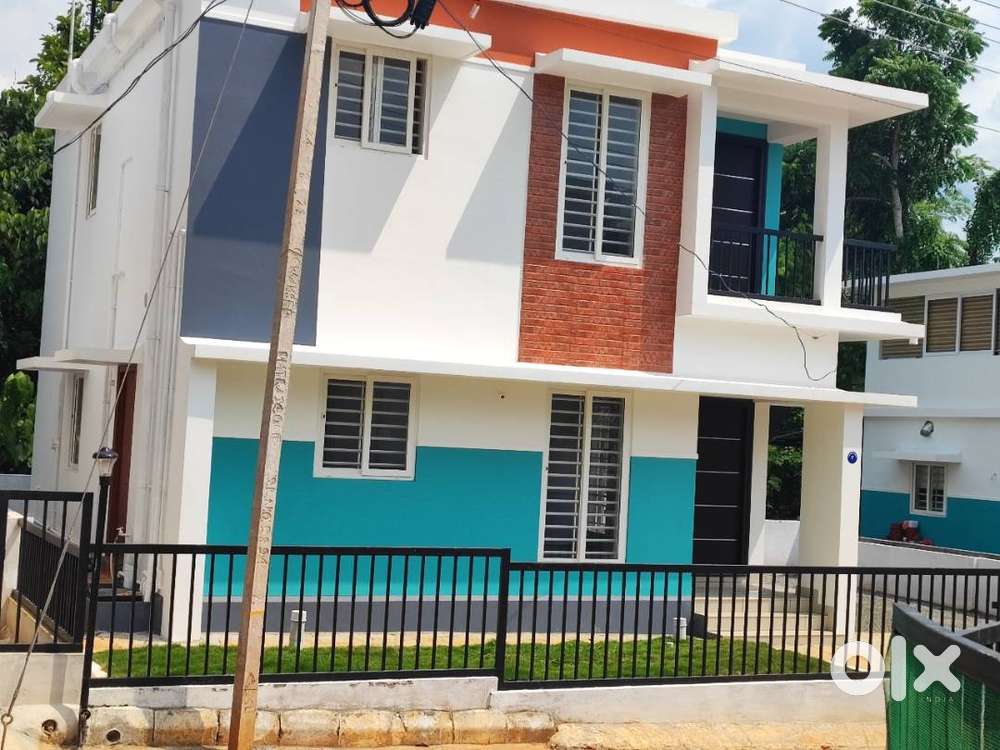 LOW BUDGET - NEW INDEPENDENT HOUSE FOR SALE IN PALAKKAD