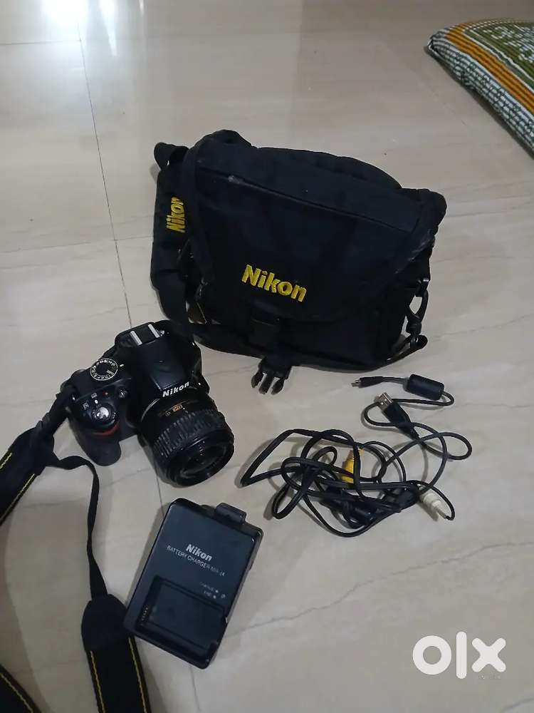 NIKON D3200