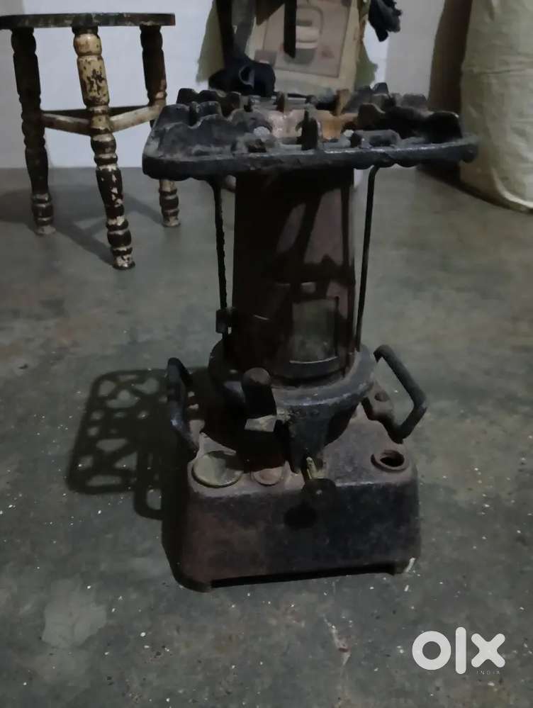 Old Vintage gas stove