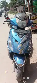 Dusra Scooty lena hai dusra Scooty lena hai