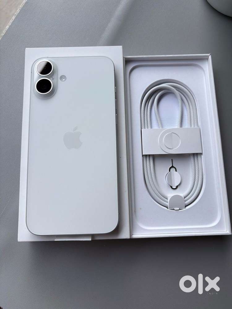 Selling My iPhone 16 Used Like New, 98% Battery Health Variant 128 GB.