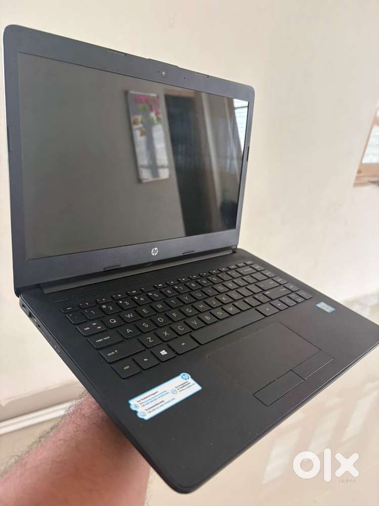 Hp LAPTOP i3