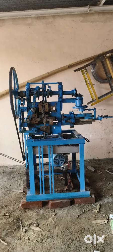 Clip betting multi purpose machine