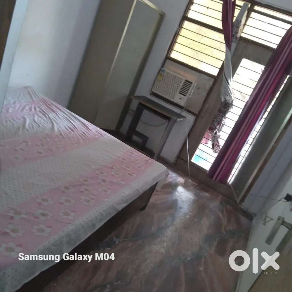 1rk Full Furnished near Axishouse,Nsez