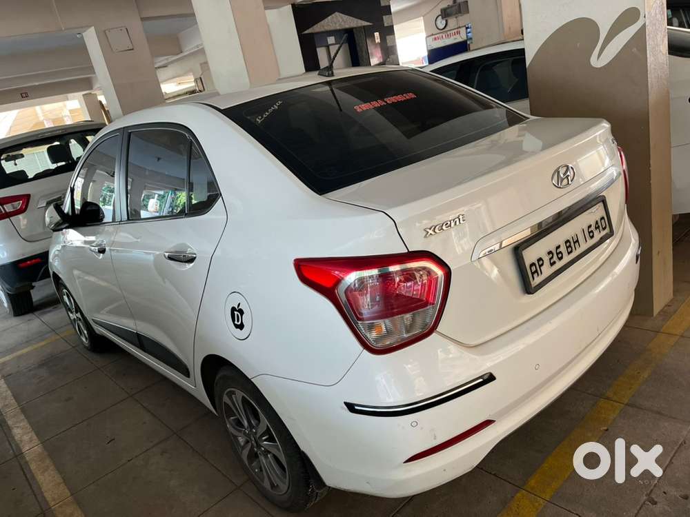 Hyundai Xcent 2016 Diesel Well Maintained