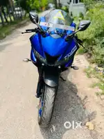 R15 V3 Bike