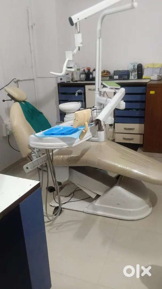 Dental chair