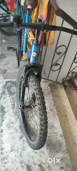 Dics brake and shocher cycle