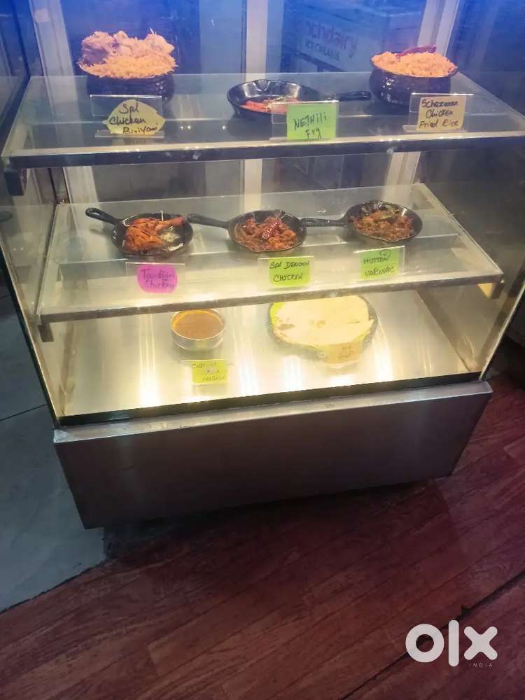 Restarent waiter and kitchen helper