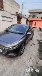 Hyundai i20 asta Top Model Petrol Well Maintained