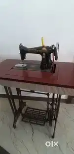 Swing machine closing type.