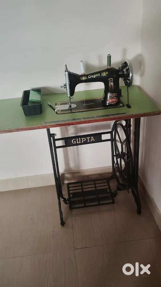 Tailor machine