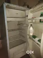 Yah freezer gas khatm hai Thoda kam hoga karva lena 4000 per hai