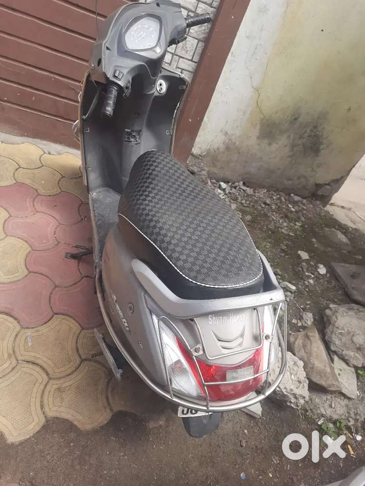 सेल करना है 35000 में