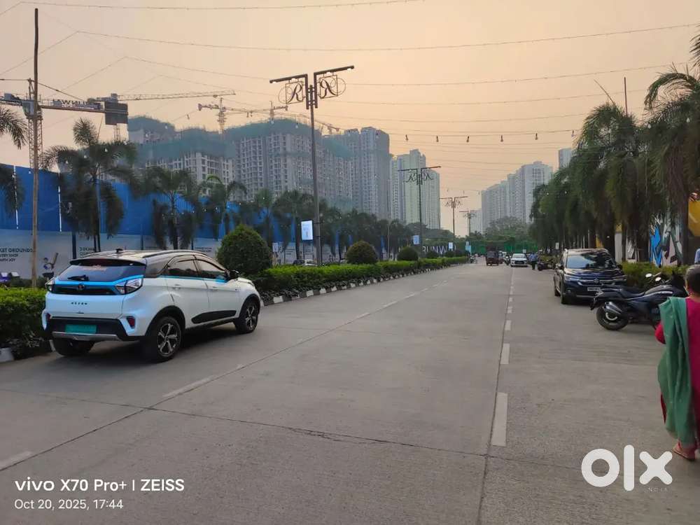 Big shop on rent in runwal Mycity dombivli east