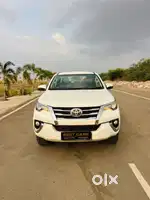 Toyota Fortuner 4X2 MT 2.8 Diesel, 2017, Diesel