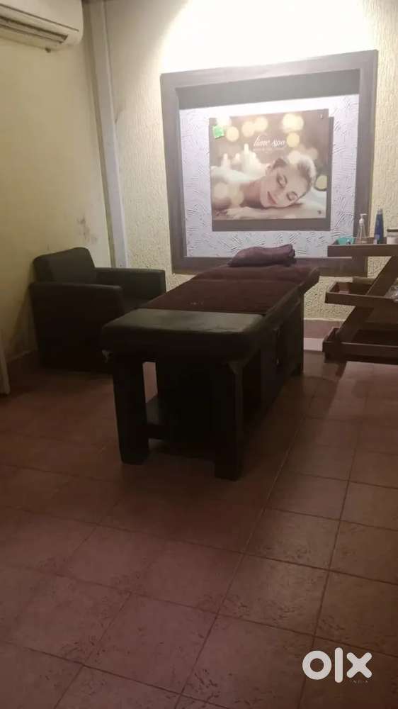 Spa Manager, Driver, therapist and Call centre