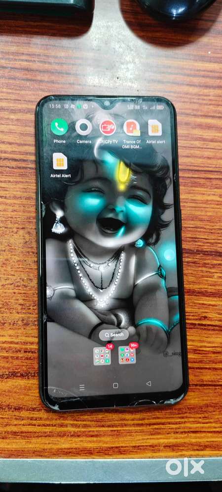 Oppo f11 marbal green , 5 years