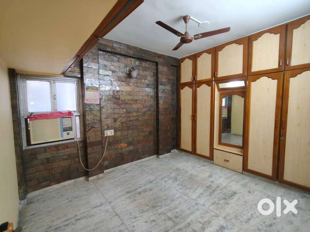 2bhk flat at vip road amit nagar karelibaug