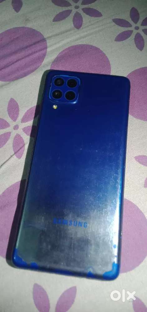 Urgent need of money it is a samsung galaxy F62 smart phone