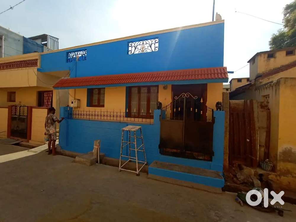 1 BHK House for Rent in Nallampalayam for Families