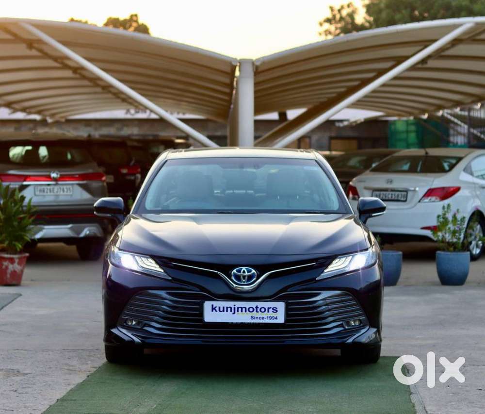 Toyota Camry 2.5 Hybrid, 2021, Petrol