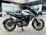 Bajaj pulsar NS 200 WHITE