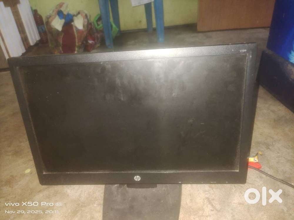 Computer 2023 model hp brand and all set is available