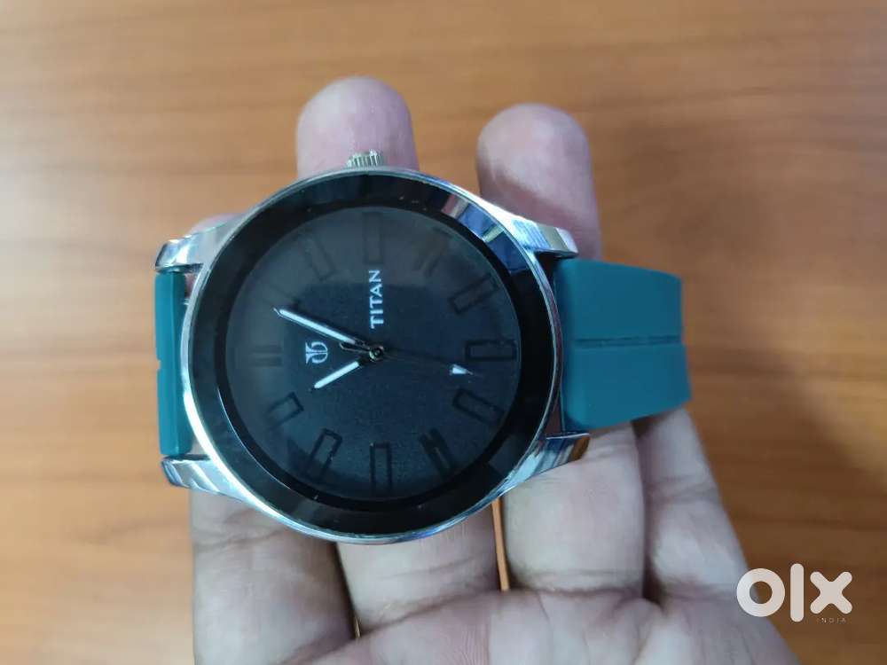 Magnetic Strap Watch