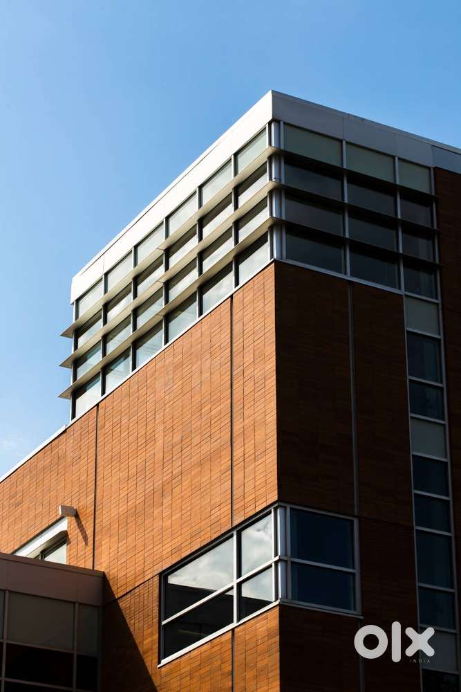 Commercial building for rent at Edappally Bypass.