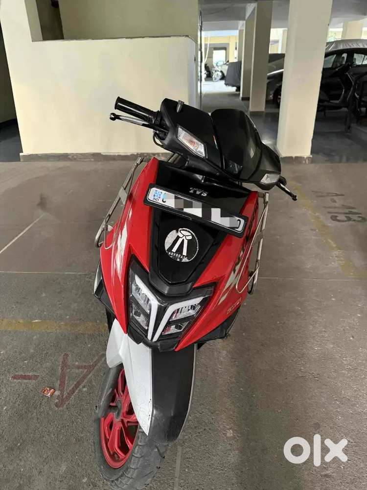 Very good condition koi bhi kami nahi hai kisi bhi tarah ki