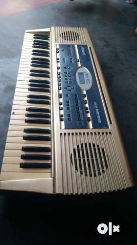 Roland EM-20 Music Keyboard,Organ, Piano, Synthesizer Very Good Condition With Bag, All Function is ...