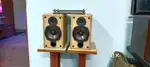 onkio book self speaker including stand good condition