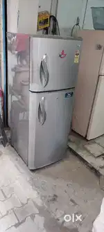 LG 250 litter capacity double door fridge
