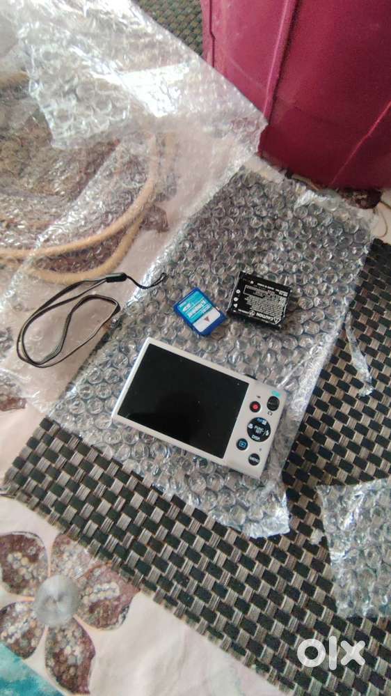 Canon ixus 140 - 4 years old