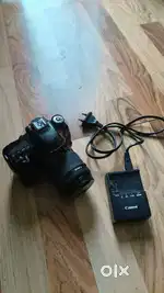 Canon 80 d with kit lens n charger