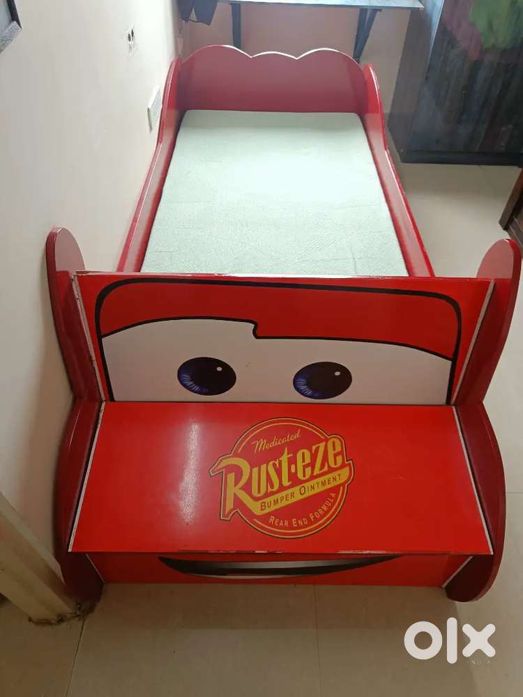 Lightning McQueen bed with mattress