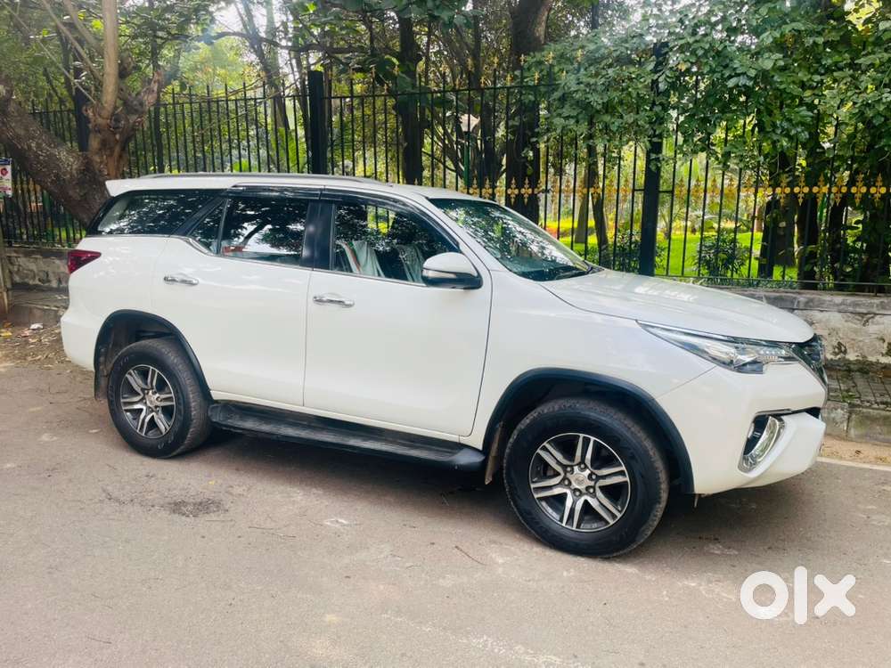 Toyota Fortuner 2017,1st owner,91239 Km Driven