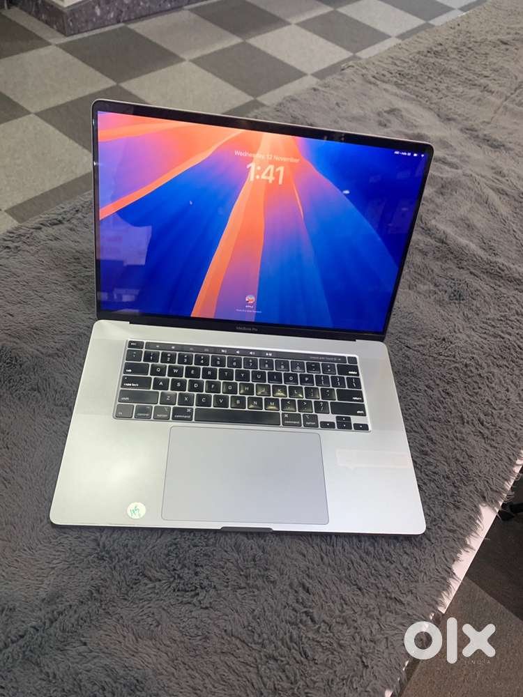 Apple MacBook Pro  16inch  2019  i9  32GB  512GB  A2141