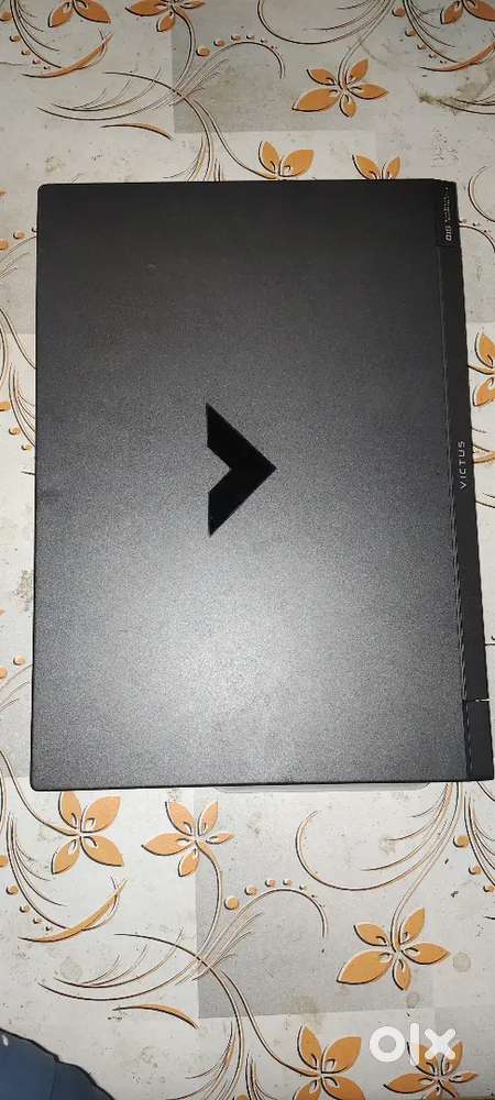 HP Victus 15 (negotiable price)