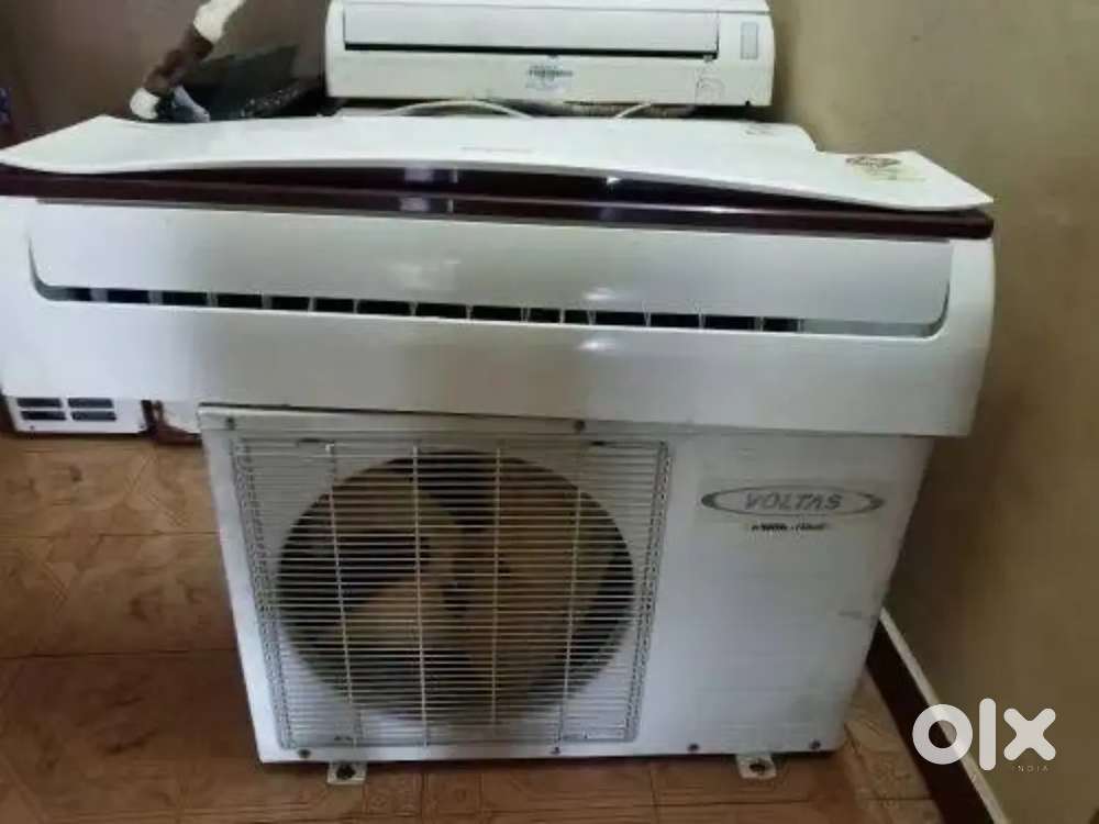Fire condition rent ac available in Nice Condition