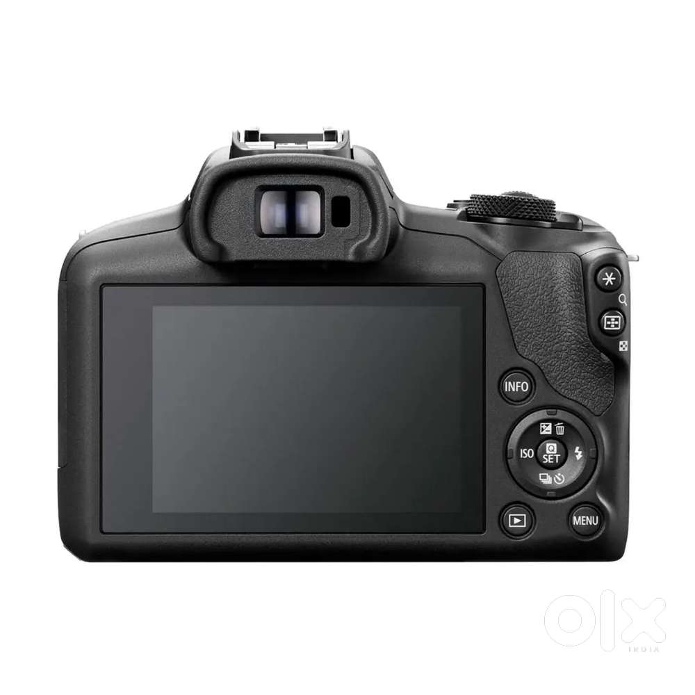 Canon EOS R100 full kit price 38000