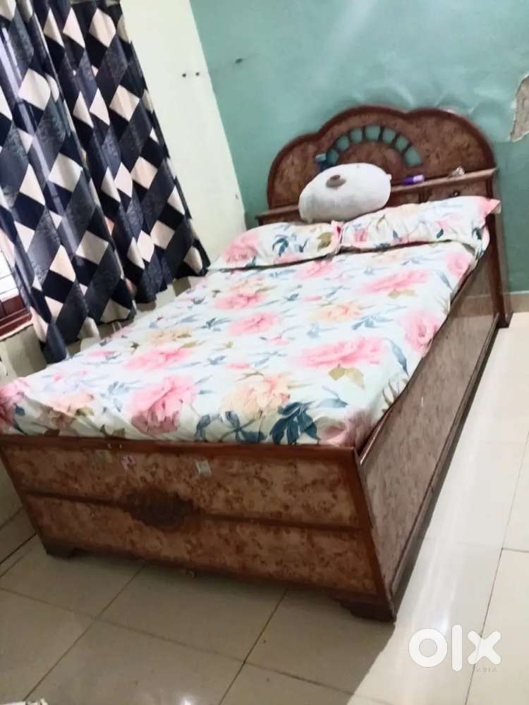 Single bed