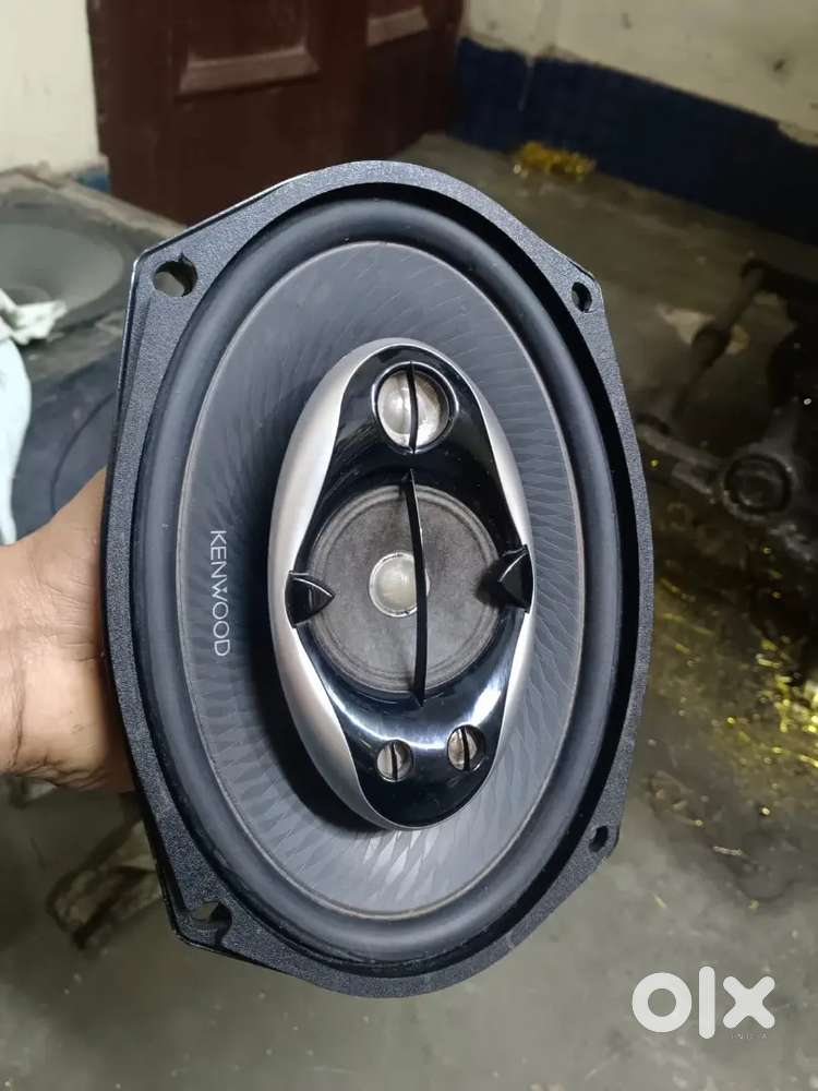 KENWOOD CAR speaker ek chalu hai ek nahin chal raha Twitter chalu hai