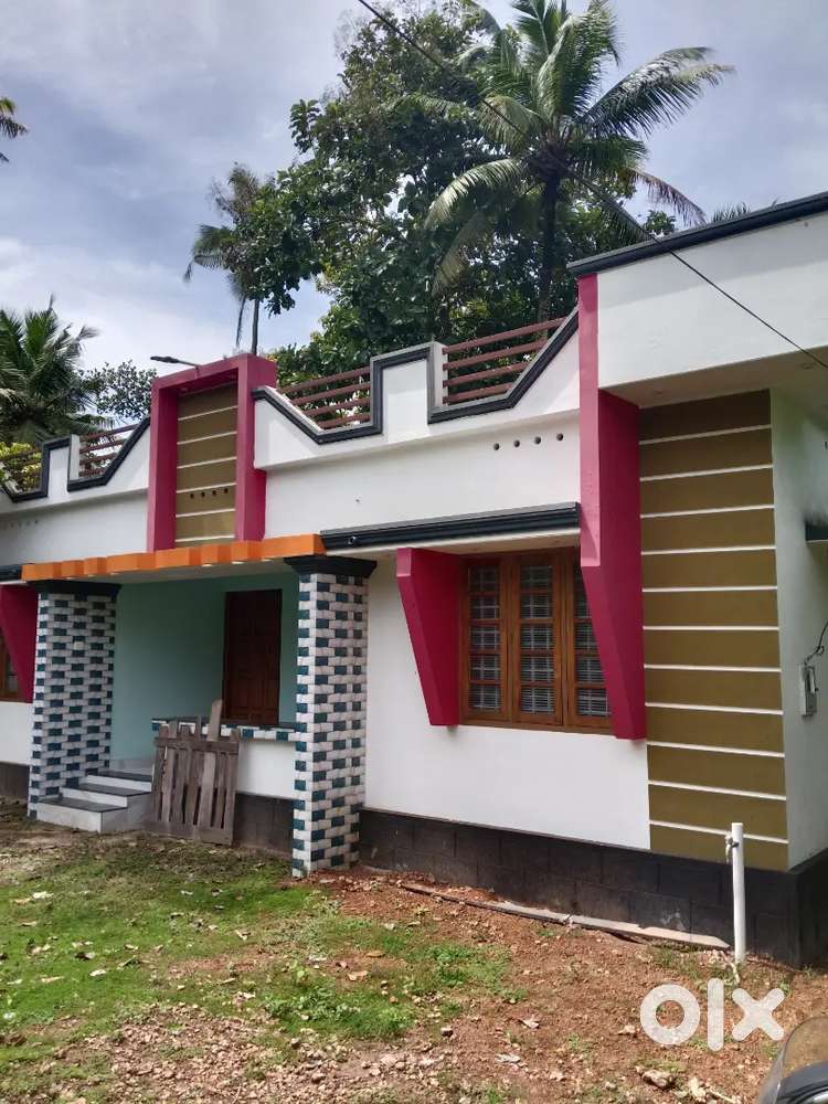 House for urgent sale